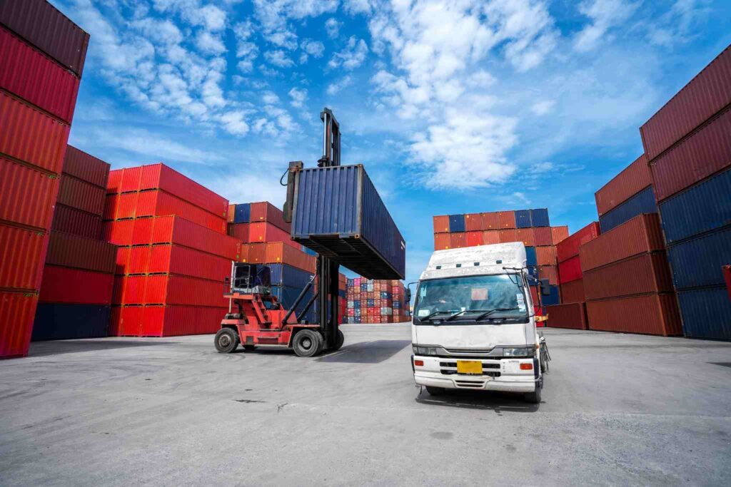 Truck and equipments for logistics