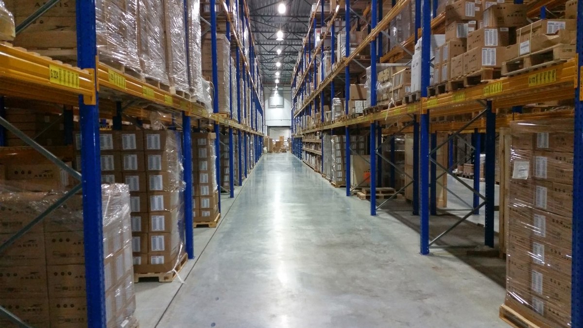clean aisle in a spacious warehouse